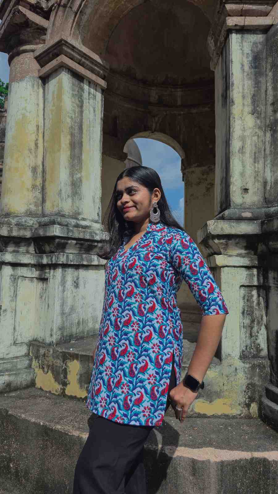 Rasrang - V neck Strap Kurti
