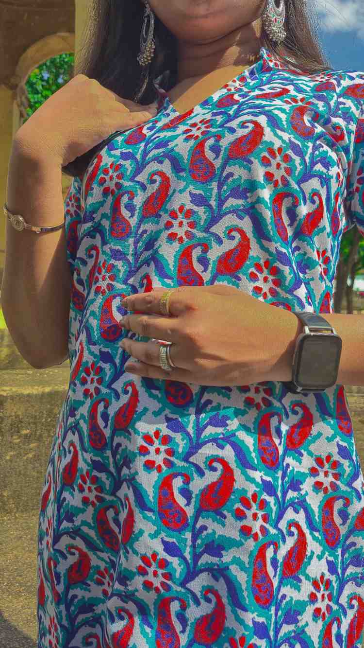 Rasrang - V neck Strap Kurti