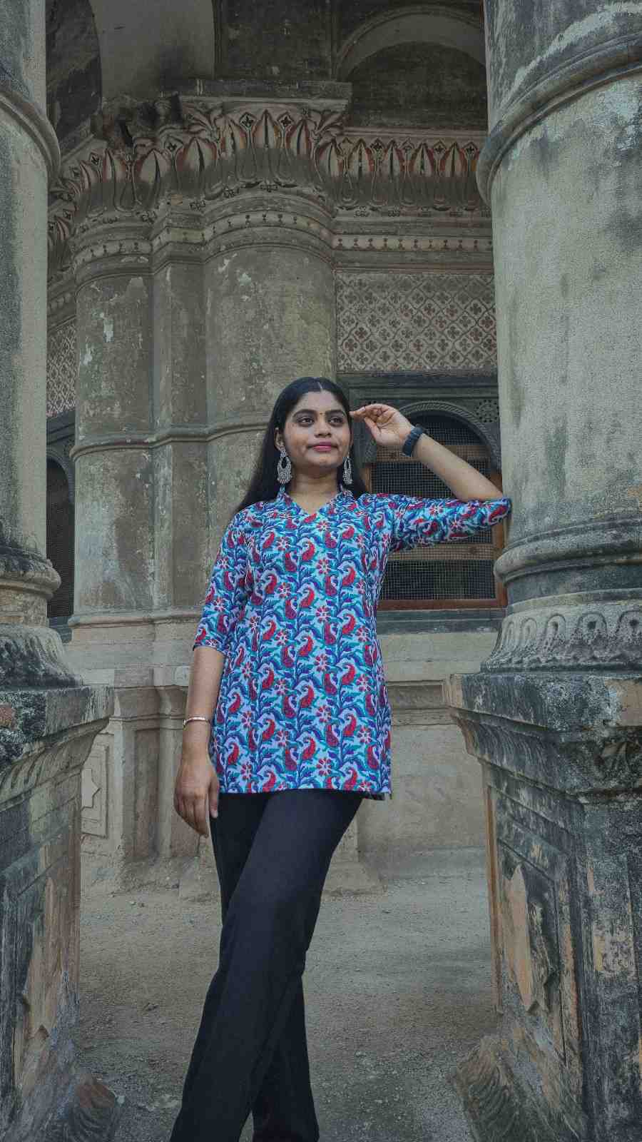 Rasrang - V neck Strap Kurti